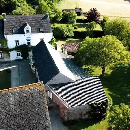 Le De La Ferme De La Cheveche بيت للعطل